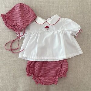 Petite Ami Newborn Santa outfit with bloomers & bonnet for Christmas (Baby Girl)